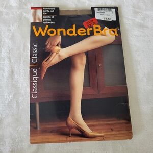 WonderBra Classic Mink Women's Pantyhose. Size C